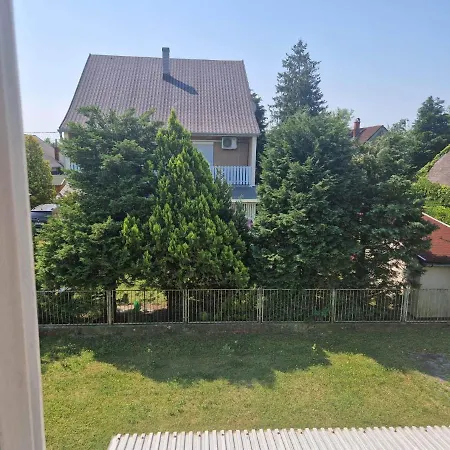 Dora Balatonkeresztúr